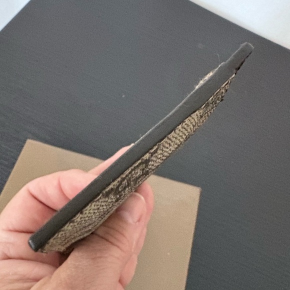 GUCCI GG Supreme Canvas w Leather trim compact card holder beige/ebony - Picture 11 of 15